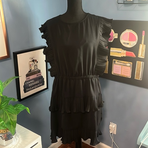 Jess Lea the Diana Ruffle black dress - Picture 1 of 8